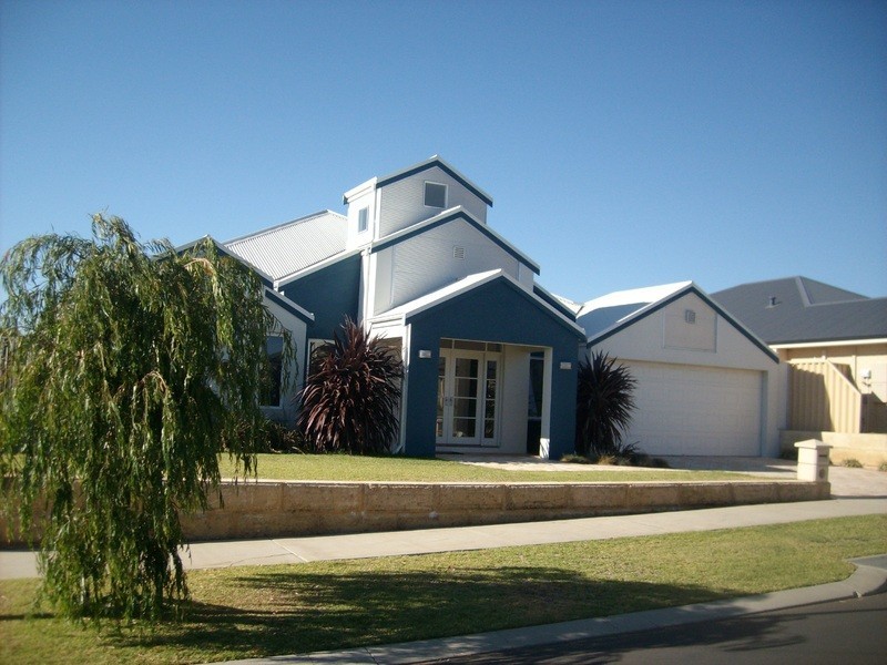 60 Chisholm Road, Dalyellup WA 6230