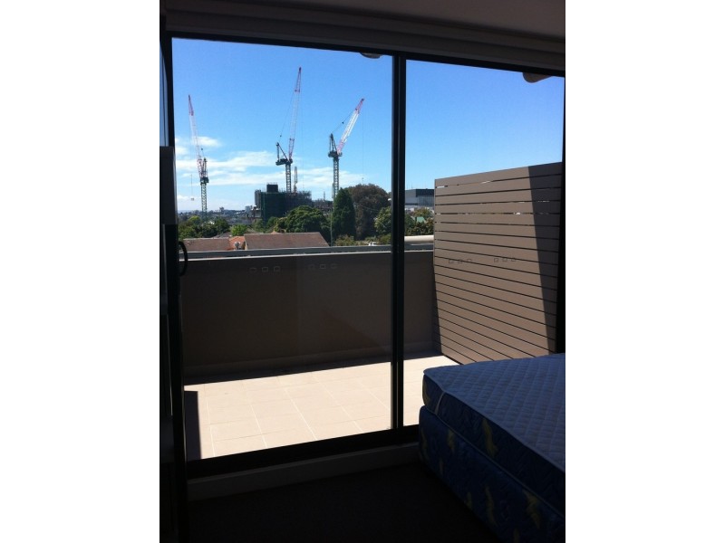 1 WELLINGTON ROAD, Box Hill VIC 3128