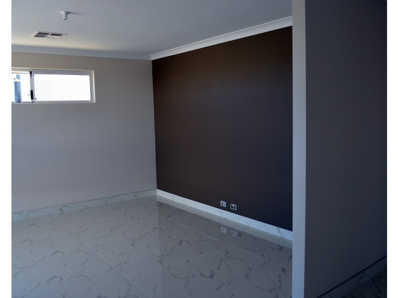 52 Villatella Gardens, Piara Waters WA 6112