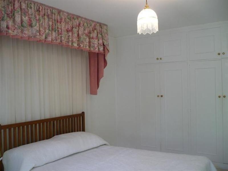 60 Derwent Avenue, Lindisfarne TAS 7015