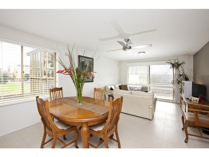 9/55 Shortland Esplanade, Newcastle East NSW 2300