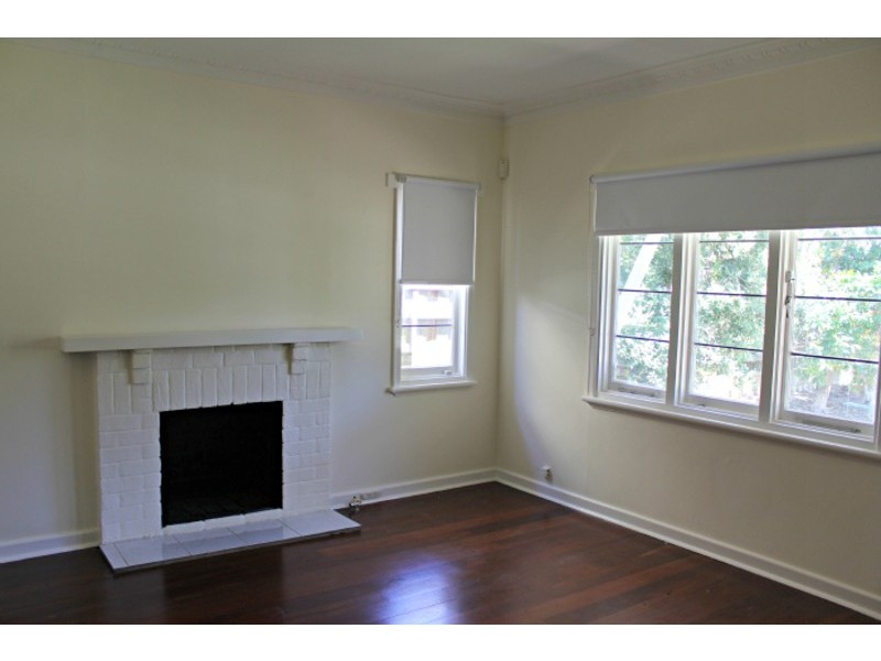 120 River View Avenue, South Guildford WA 6055