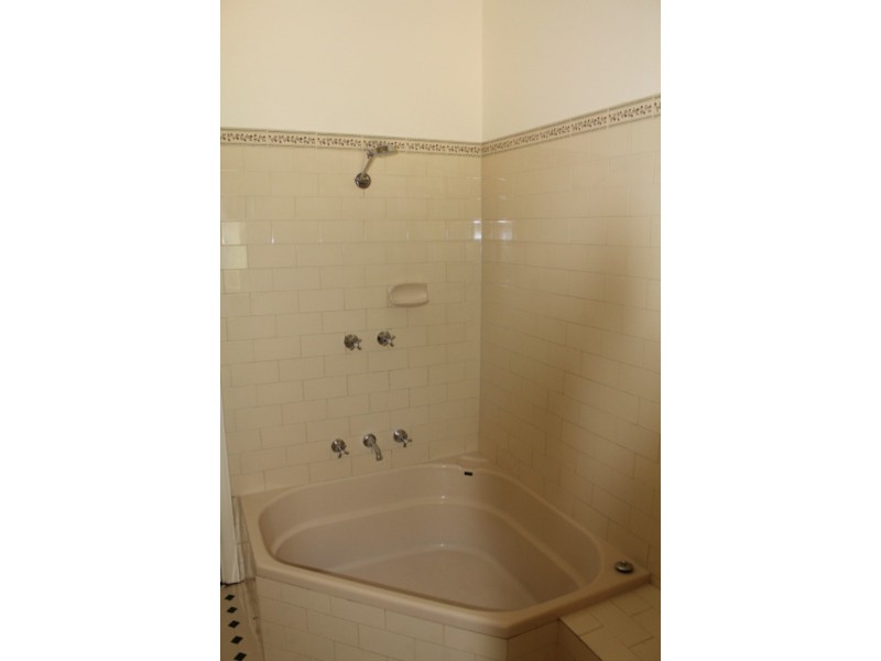 120 River View Avenue, South Guildford WA 6055