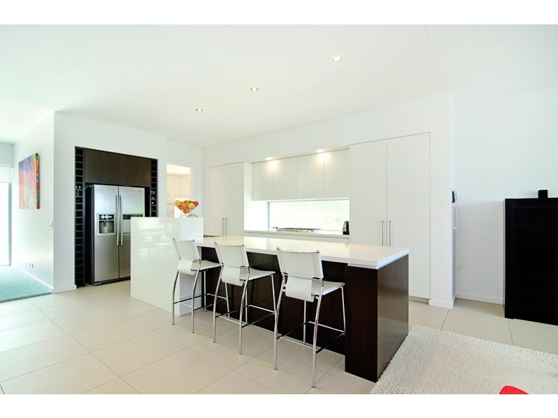 7529 Springfield Drive, Hope Island QLD 4212