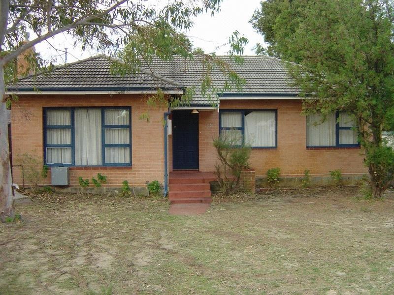 13 Kooyong Road, Rivervale WA 6103