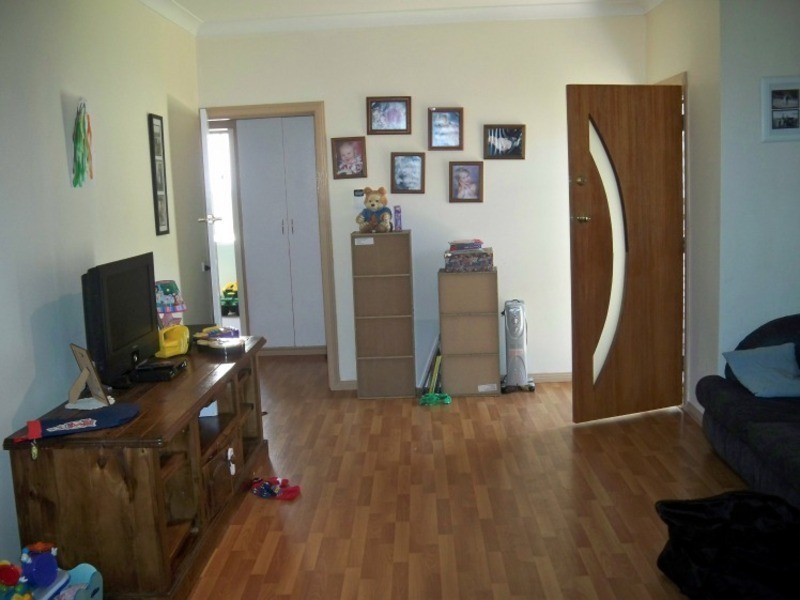 34 Cambridge St, Berkeley NSW 2506