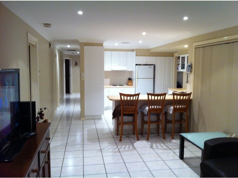 4 ACACIA DRIVE, Orange NSW 2800