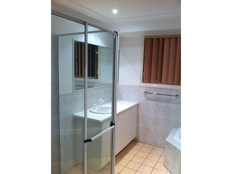 4 ACACIA DRIVE, Orange NSW 2800