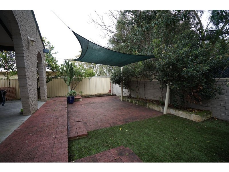 8/224 Labouchere Road, Como WA 6152