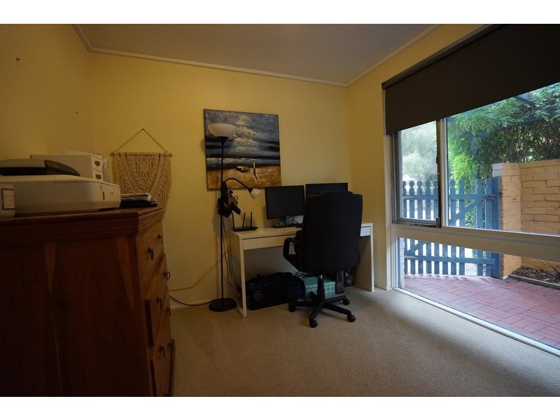 8/224 Labouchere Road, Como WA 6152