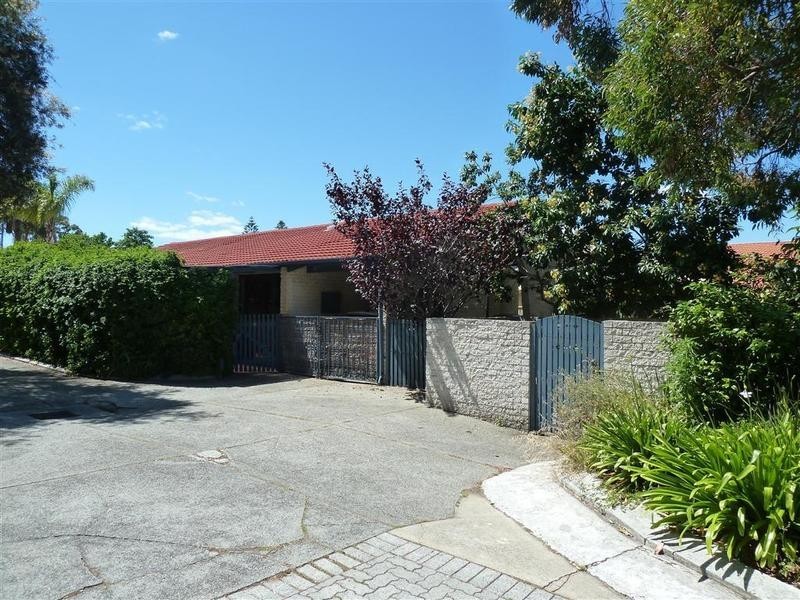 8/224 Labouchere Road, Como WA 6152