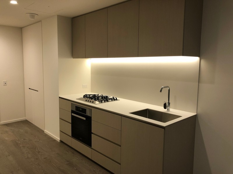 2215/70 Southbank Boulevard, Southbank VIC 3006