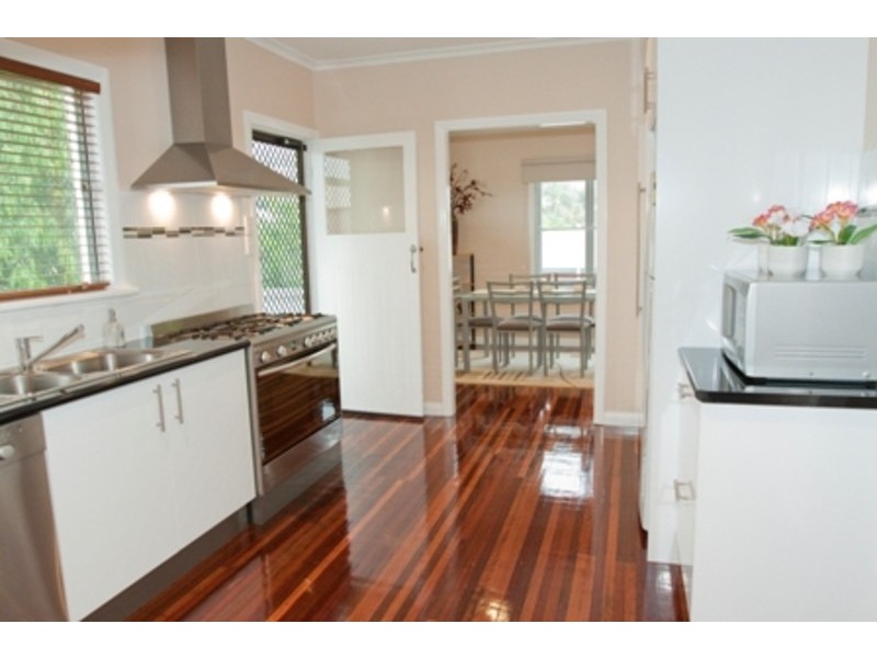 13 Howitt Street, North Ward QLD 4810