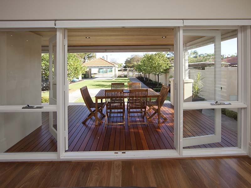 33 Broome St, South Perth WA 6151