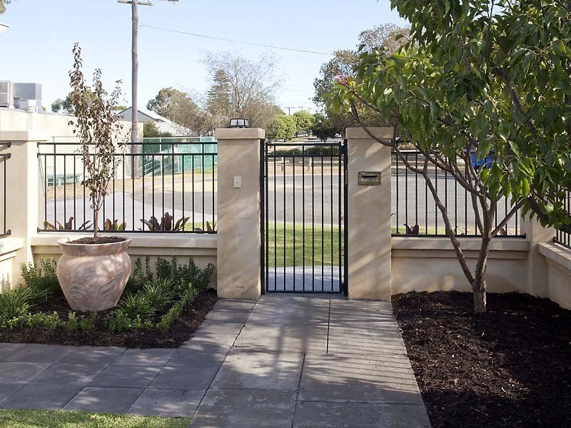 33 Broome St, South Perth WA 6151