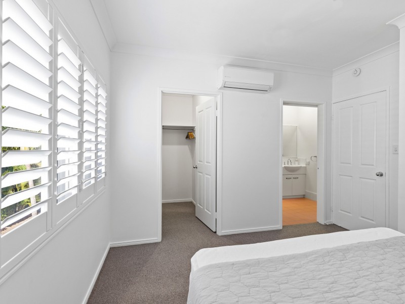 3/70-72 Cedar Road, Palm Cove QLD 4879