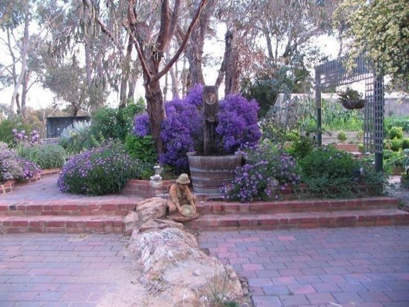 11 Butterworth St, Castlemaine VIC 3450