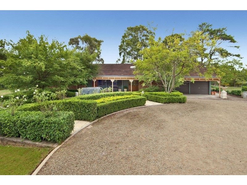 30 Moores Rd, Glenorie NSW 2157