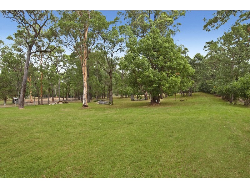 30 Moores Rd, Glenorie NSW 2157