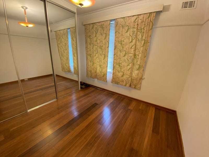 1/11 Dalveen Road, Ivanhoe VIC 3079