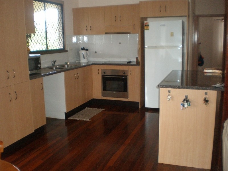 6 Bomana street, Aitkenvale QLD 4814