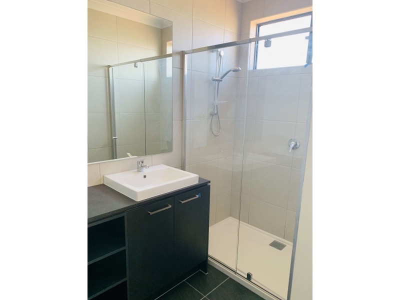 32 boxer dr, Wyndham Vale VIC 3024