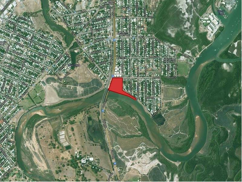 111 Railway Avenue, Railway Estate QLD 4810