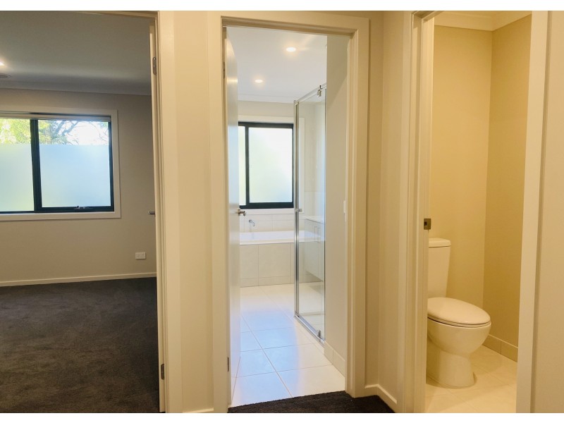 142 Albert Ave, Boronia VIC 3155