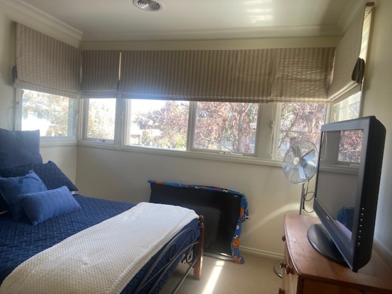 77 Ernest Jones Drive, Macleod VIC 3085