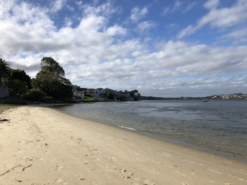 2/5 Goldsmith Road, Claremont WA 6010