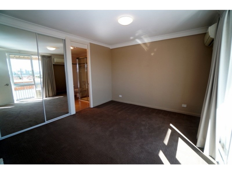 2/31 Coode Street, South Perth WA 6151