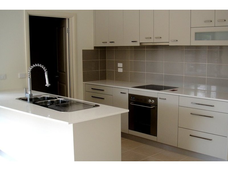 1/228 Elgar Road, Box Hill South VIC 3128