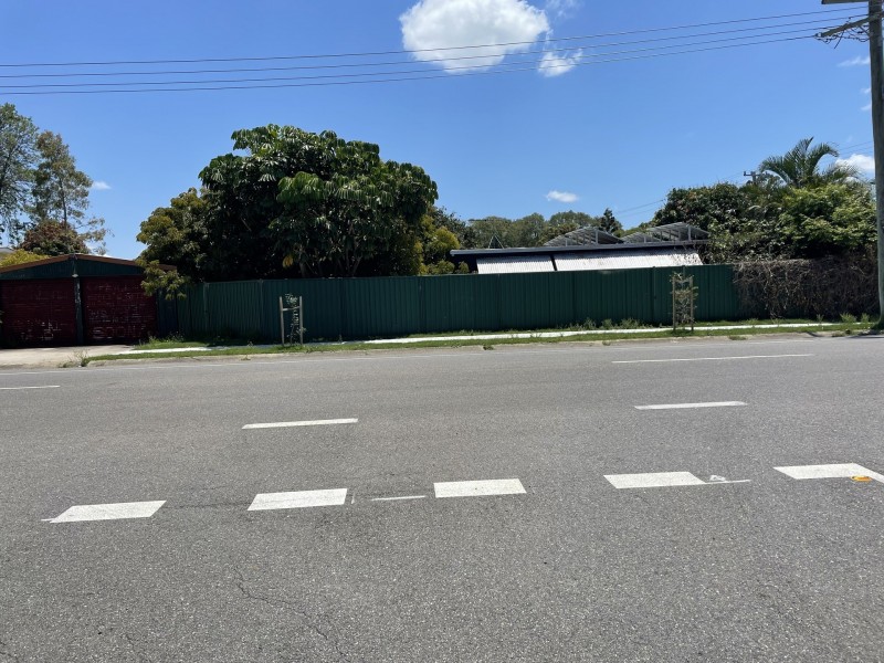 2 Patrick Street, Beachmere QLD 4510