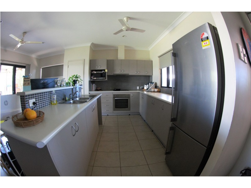 14 Flannelbush Turn, Nickol WA 6714