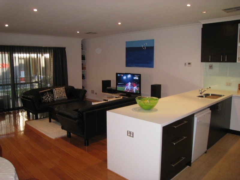 11A Lindsay Street, Perth WA 6000