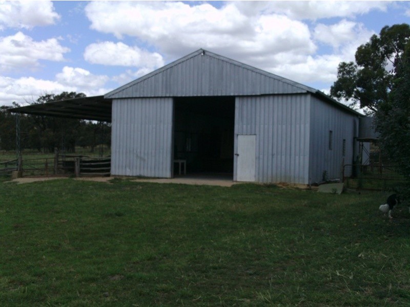 172  Saint Anthony’s Creek Rd, Glanmire NSW 2795