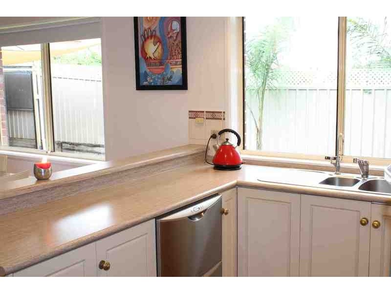 14 Excelsior Grove, Woodcroft SA 5162