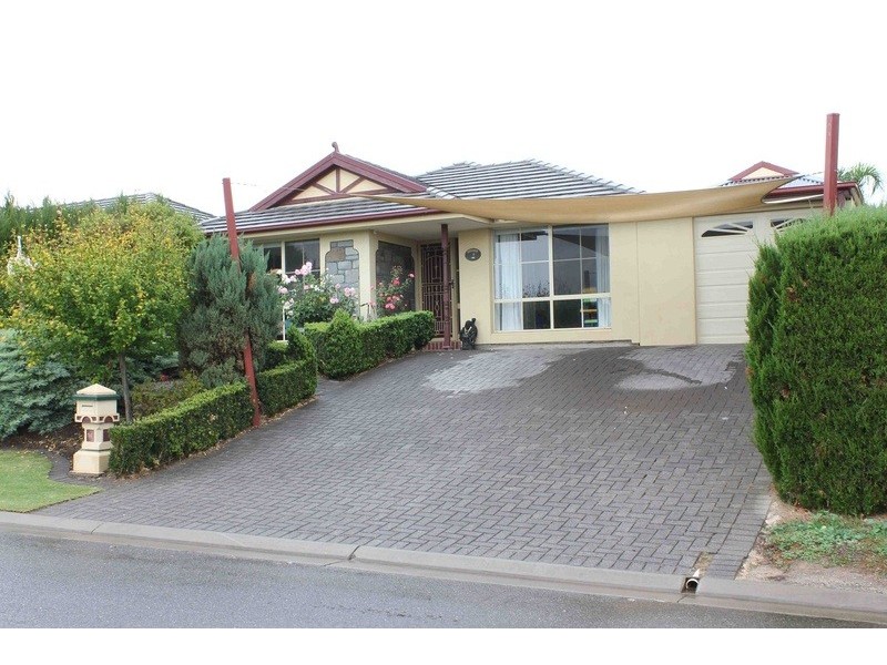 14 Excelsior Grove, Woodcroft SA 5162