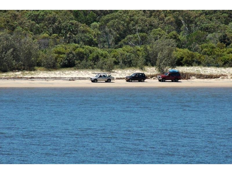 1 Fraser Court, Fraser Island QLD 4581