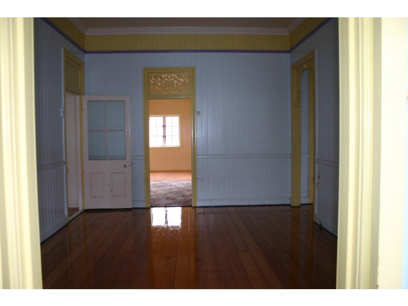 37 Kent Road, Wooloowin QLD 4030