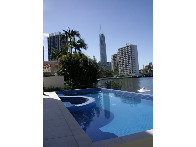 281  Stanhill Drive, Chevron Island QLD 4217