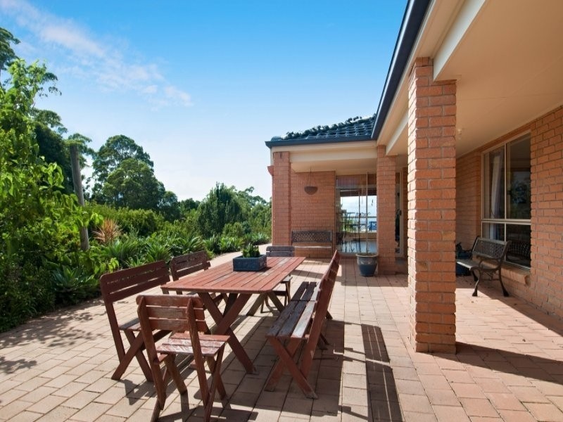77  Bateke Road, Tamborine Mountain QLD 4272