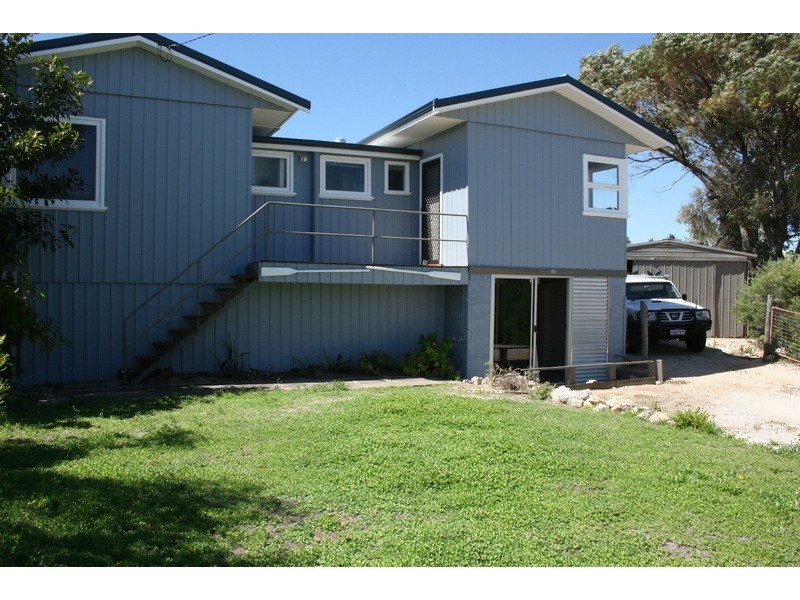 15 Tahiti Place, Jurien Bay WA 6516