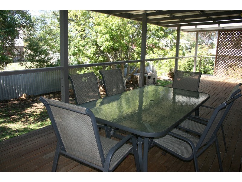 15 Tahiti Place, Jurien Bay WA 6516