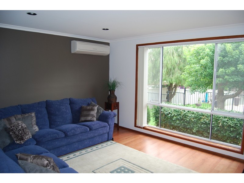 11 Elliott Pl, Kiama Downs NSW 2533