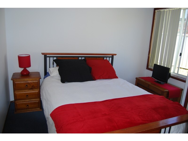 11 Elliott Pl, Kiama Downs NSW 2533