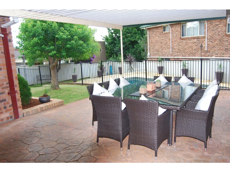 11 Elliott Pl, Kiama Downs NSW 2533