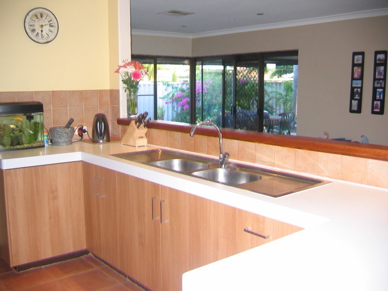 66 Jacaranda Drive, Ballajura WA 6066