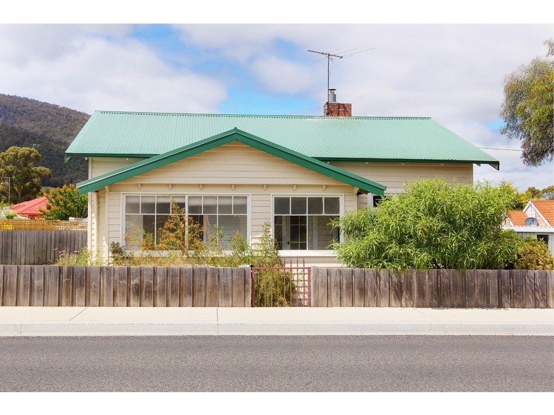 46 Sale Street, Huonville TAS 7109