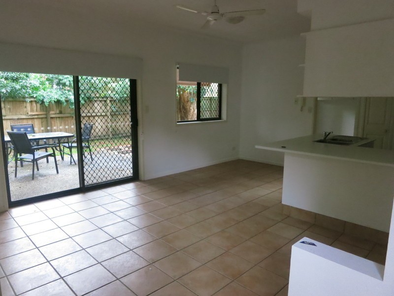 3/23 Second Avenue, Broadbeach QLD 4218